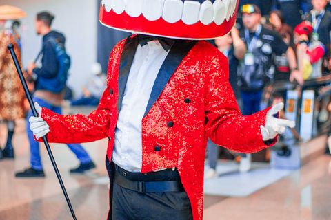 【コミケ105】会場レポート｜注目コスプレ・話題の同人作品・企業ブースまとめ